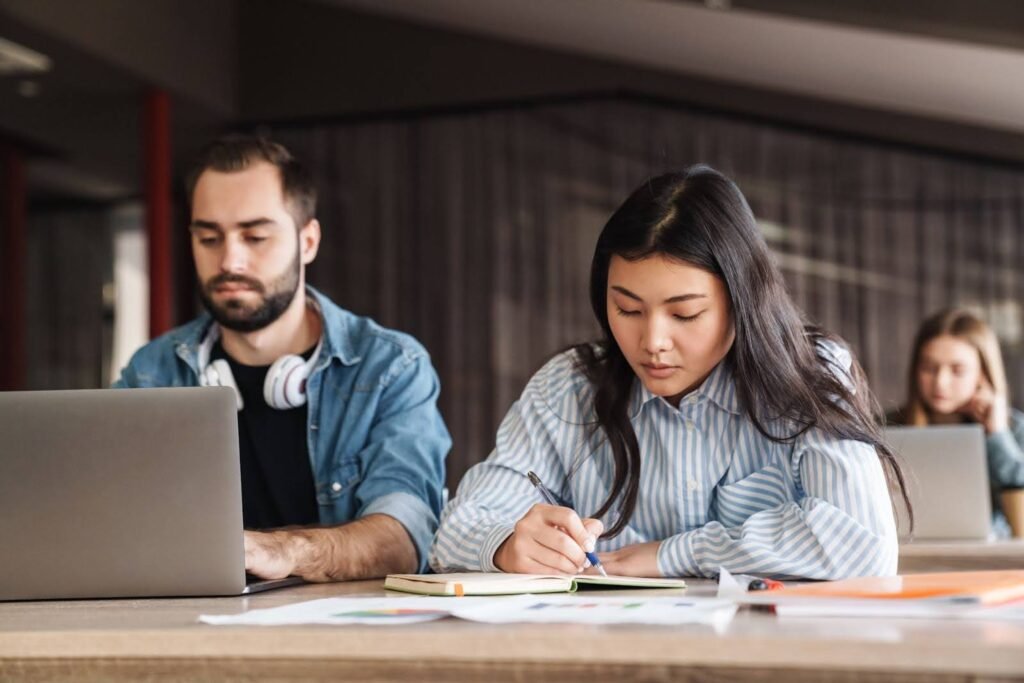 Improve Concentration While Studying: 10 Proven Tips for Students